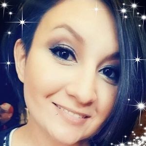 Meet your Posher, Alicia